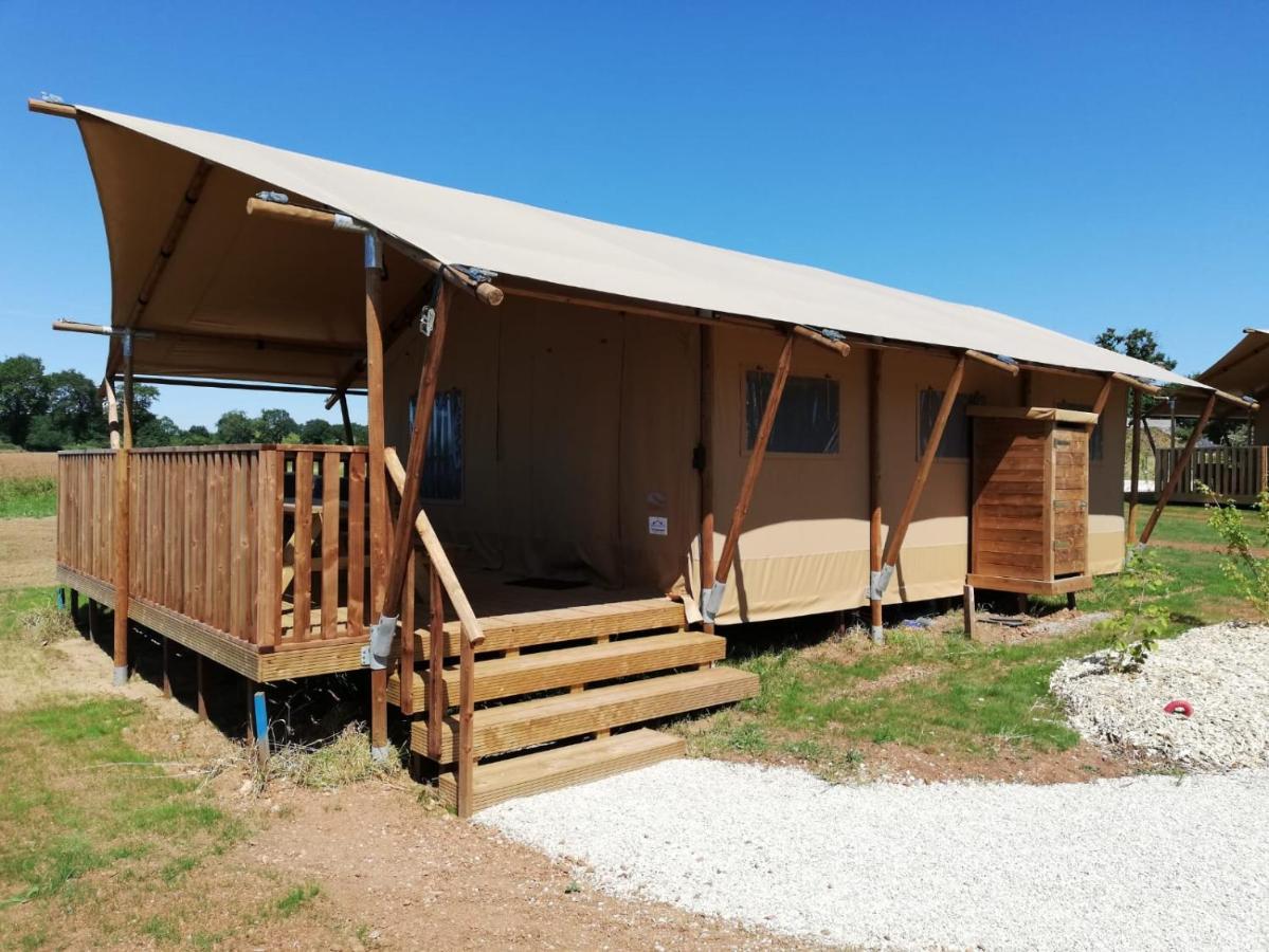 Village Flottant De Pressac Екстер'єр фото