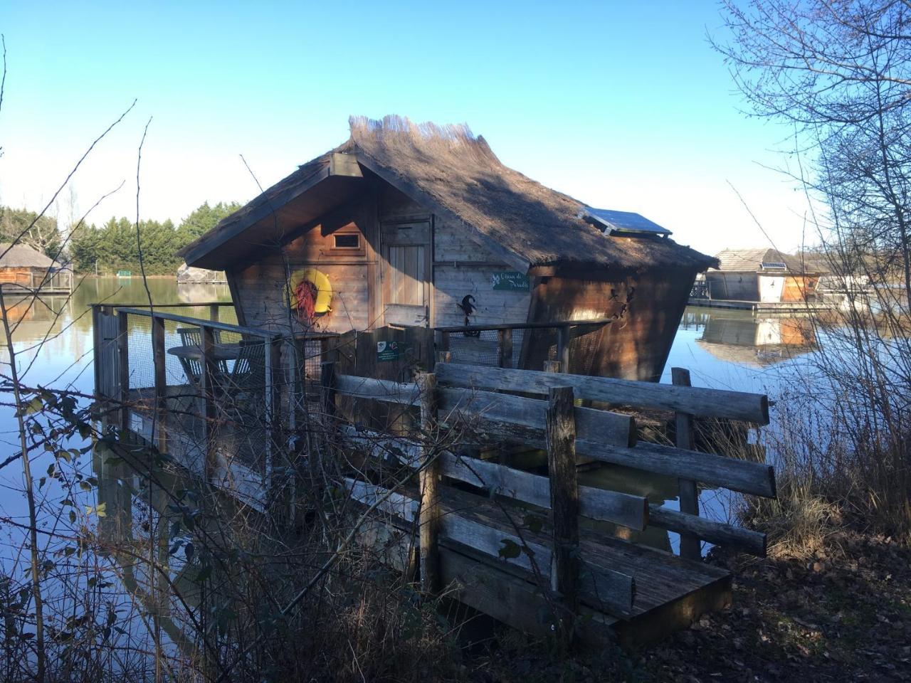 Village Flottant De Pressac Екстер'єр фото