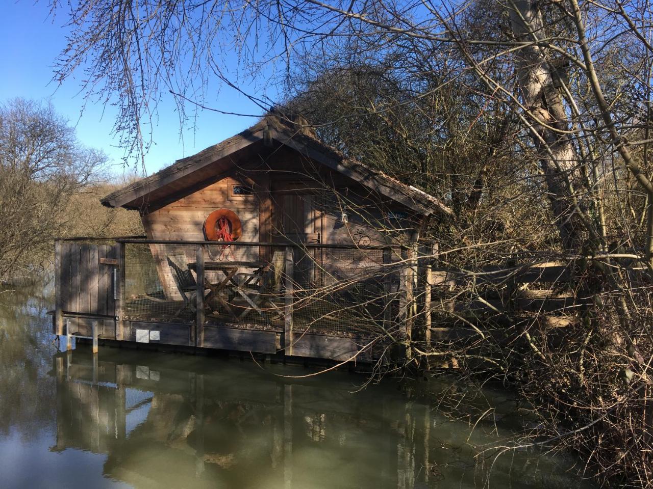 Village Flottant De Pressac Екстер'єр фото