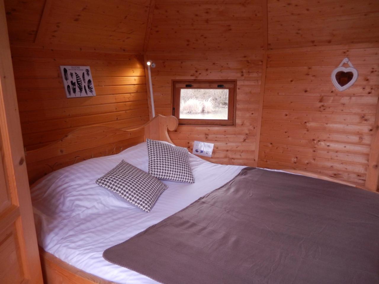 Village Flottant De Pressac Екстер'єр фото